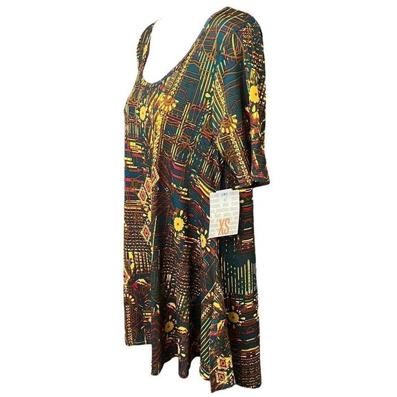 LuLaRoe Top Perfect T Simply Comfortable Stretch NEW XS Short Sleeves Side Slits - Picture 4 of 11